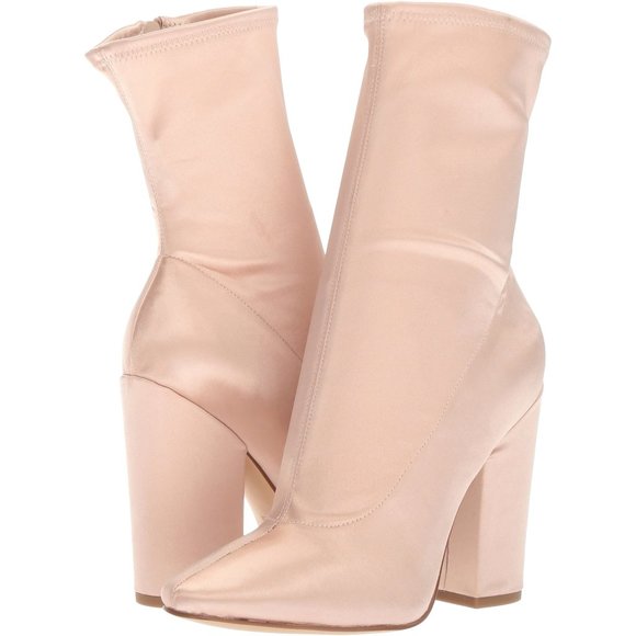 Kendall & Kylie Shoes - NWB KENDALL + KYLIE Women's Hailey Ankle Boots